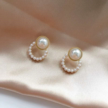 Sweet Pearl Flower Earrings